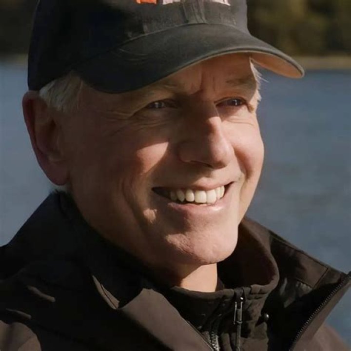 Pin on Mark Harmon