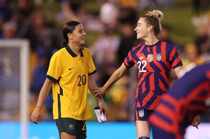 Power couple Kristie Mewis and Sam Kerr gear up for World Cup