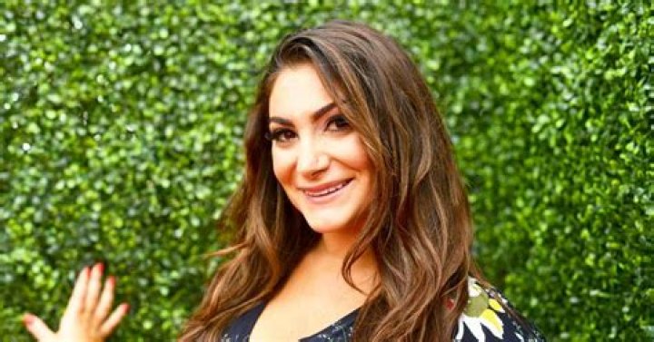 Pregnant Deena Cortese Reveals Moment She Found Out Baby Gender