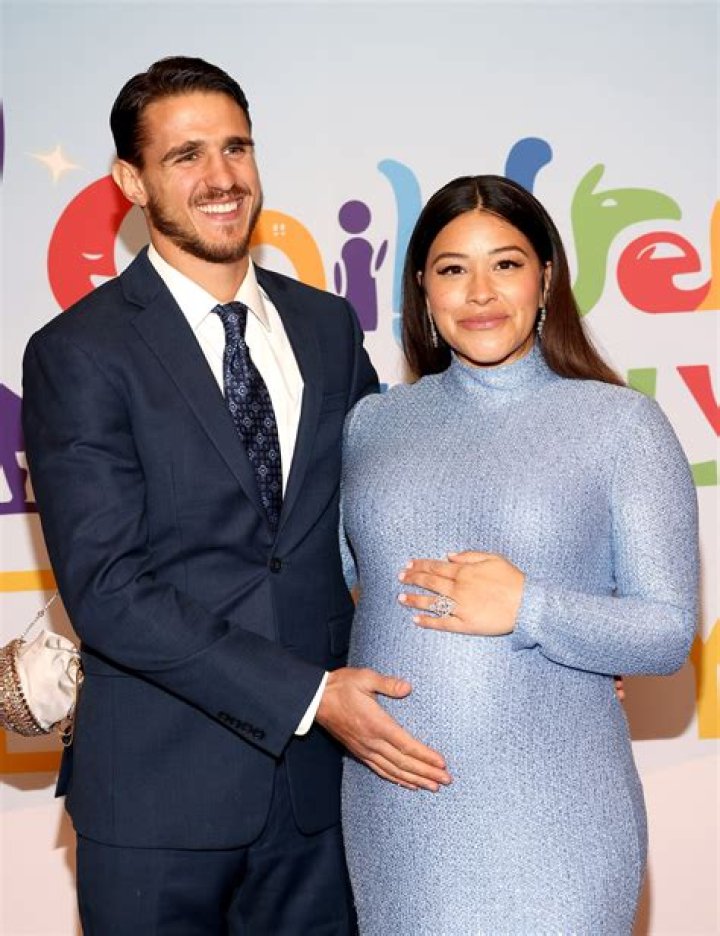Pregnant Gina Rodriguez Reveals Her Husband Is Training to Be Her Doula