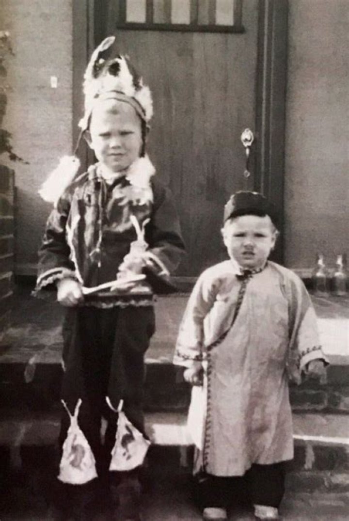 Rare and Adorable Childhood Photos of Dwayne &ldquo;The Rock&rdquo; Johnson Posing