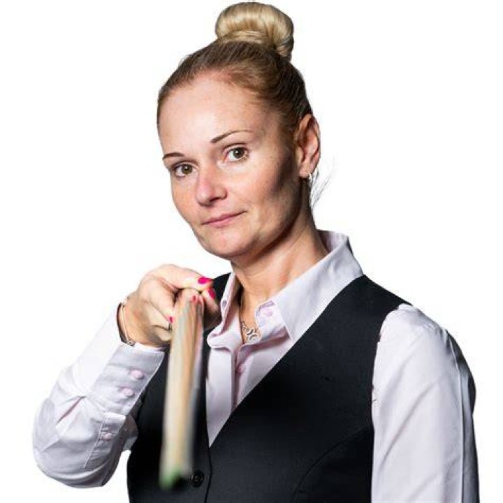 REANNE EVANS ВЪЗРАСТ, НЕТНА СТОЙНОСТ, ВИСОЧИНА, СЪПРУГ, КАРИЕРА