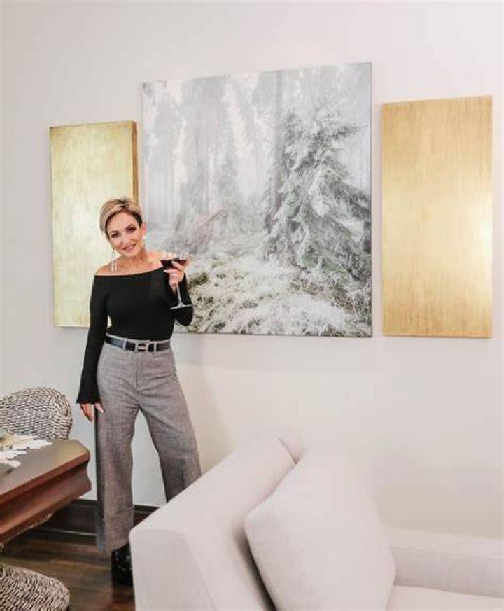 Rebecca Robeson on Instagram &ldquo;Such a bedroom to walk into! I