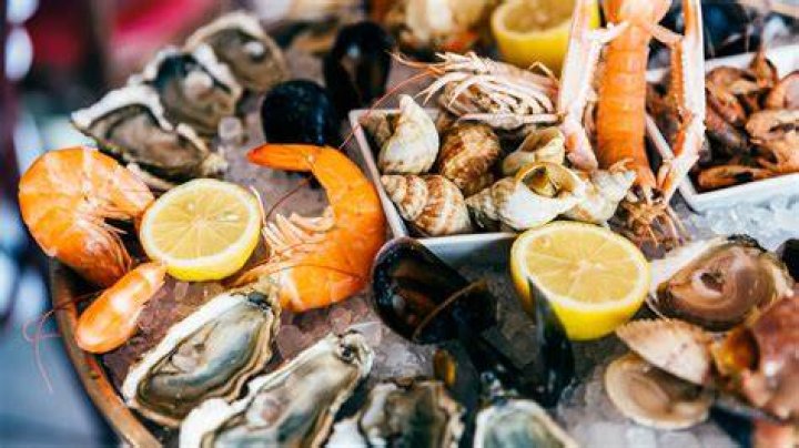 Rick Stein travels to Naples for seafood and rich sauces. (1999) Rick
