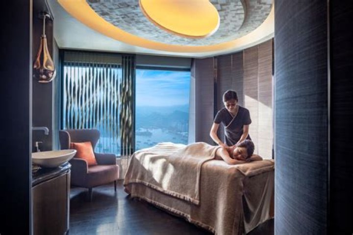 Ritz Carlton Massage Therapist I Had Great Sex With John Travolta