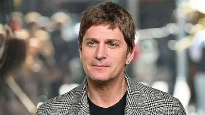 Rob Thomas Net Worth 2024 Wiki, Married, Family, Wedding, Salary, Siblings