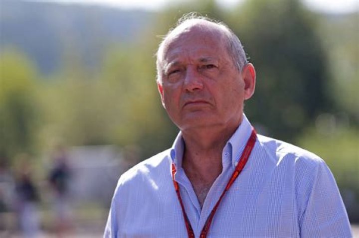 Ron Dennis offers surprising prediction on title fight