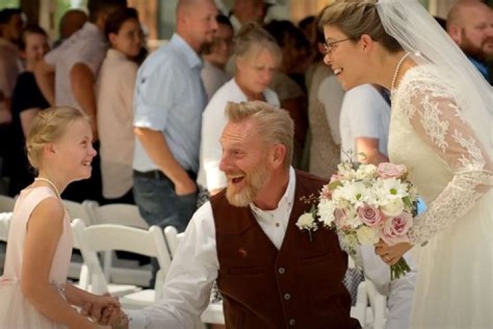 Rory Feek's daughter Hopie comes out