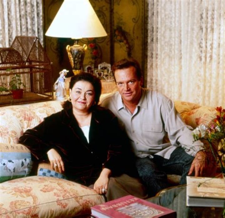 Roseanne Barr&rsquo;s ExHusband Tom Arnold 'Not Surprised' by Show's