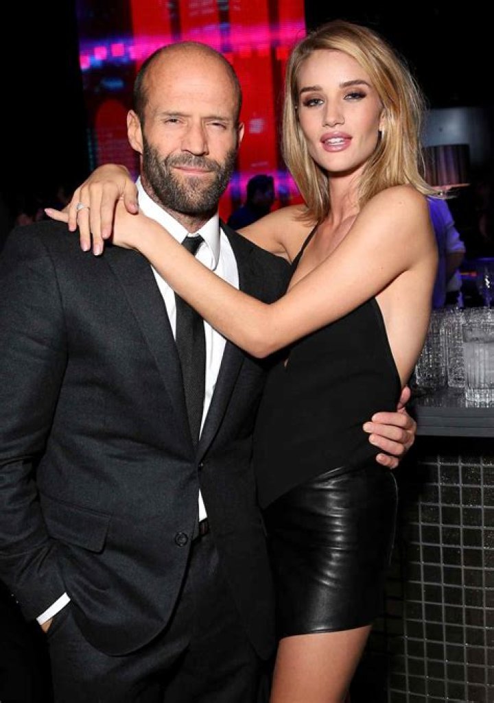 Rosie HuntingtonWhiteley Biography (Boyfriend & More) mrDustBin