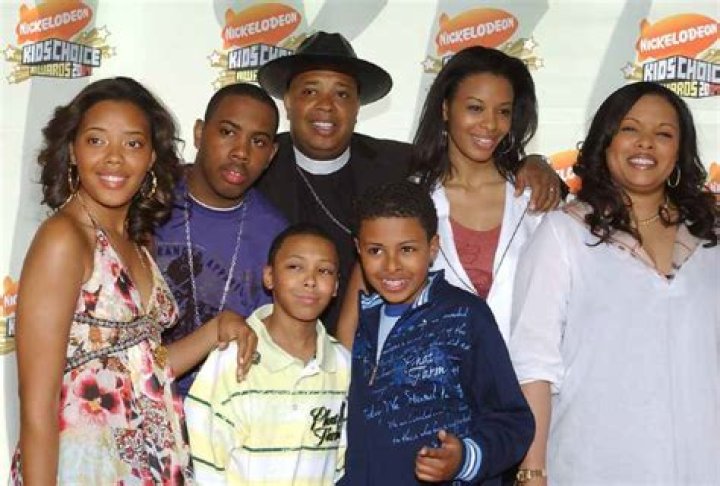 Russell Simmons II Wiki, Bio, Siblings, Age, Net Worth Famous
