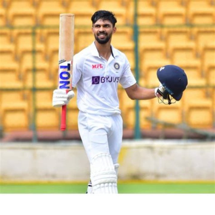 Ruturaj Gaikwad Height, Age, Net Worth, Wife, Family, Career, IPL, And More