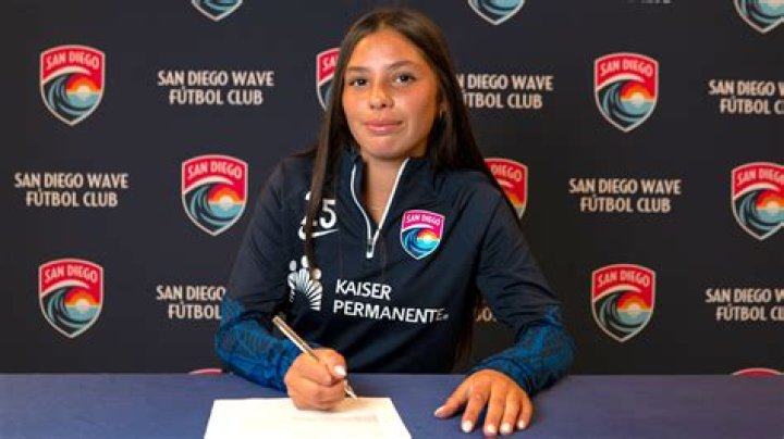 San Diego Wave&rsquo;s Melanie Barcenas, 15, youngest to play in NWSL