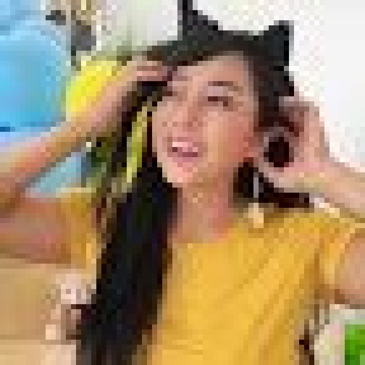 Sarah Ardhelia immoral style ! Indonesian Girls