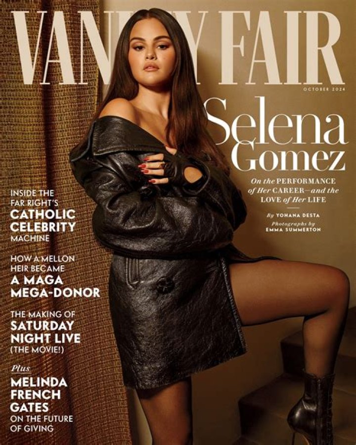 Selena Gomez😍 r/celebrity_soles
