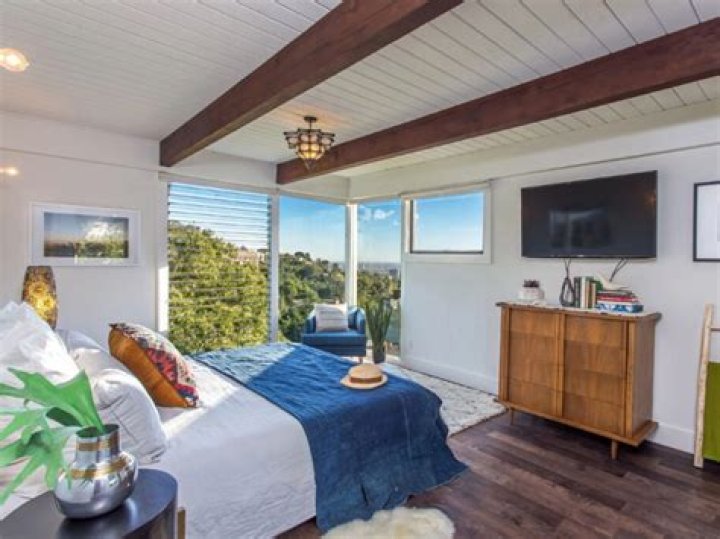 Sharna Burgess Sells Lovely Beachwood Canyon Home Before Baby Photos