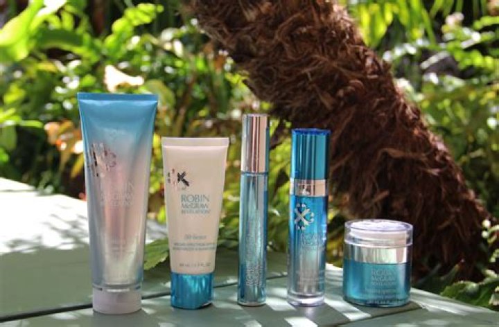 Skincare Spotlight Robin McGraw Gives Us Beauty Revelations LATF USA