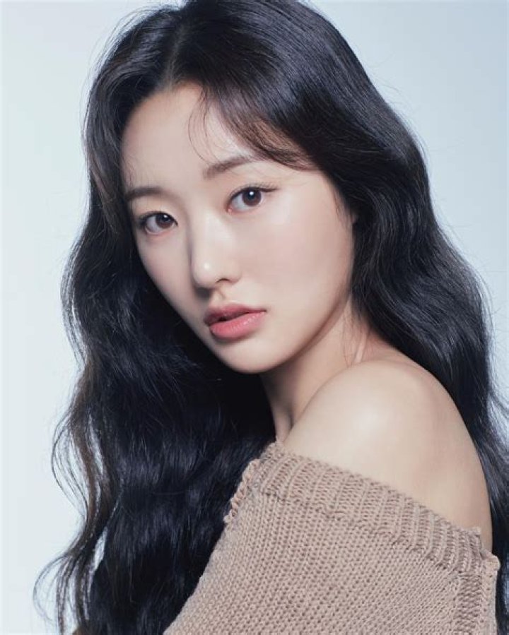 Son NaEun AsianWiki