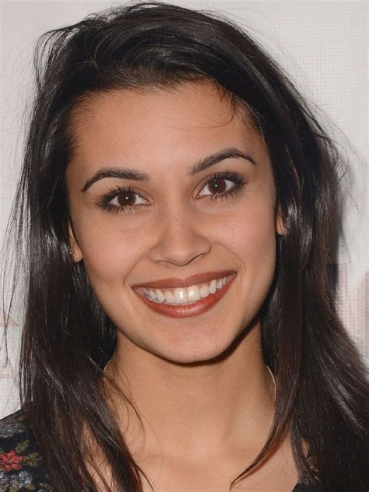 Sophia Taylor Ali "Moonfall" Premiere in Hollywood 01/31/2022