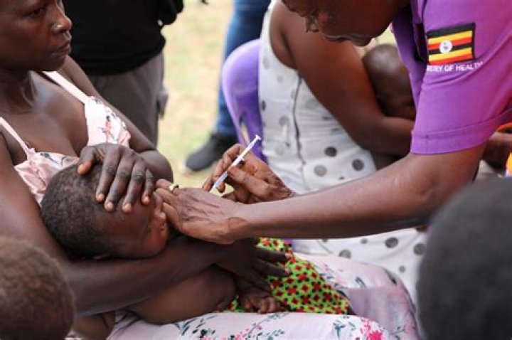 South Africa Vaccine Rollout Health Worker Jabs Inch Forward But