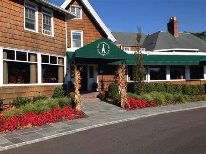 Southward Ho Country Club Country Clubs 601 W Montauk Hwy, Bay