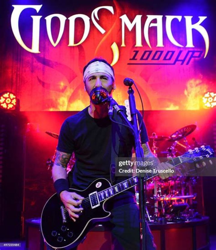 Sully Erna Godsmack at the Mayhem Festival, Raleigh, NC, A&hellip; Flickr