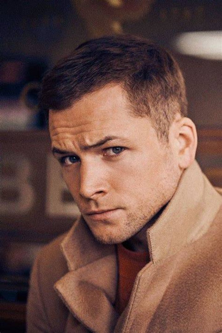 Taron Edgerton, Taron Egerton Kingsman, Drive Me Crazy, Love Him