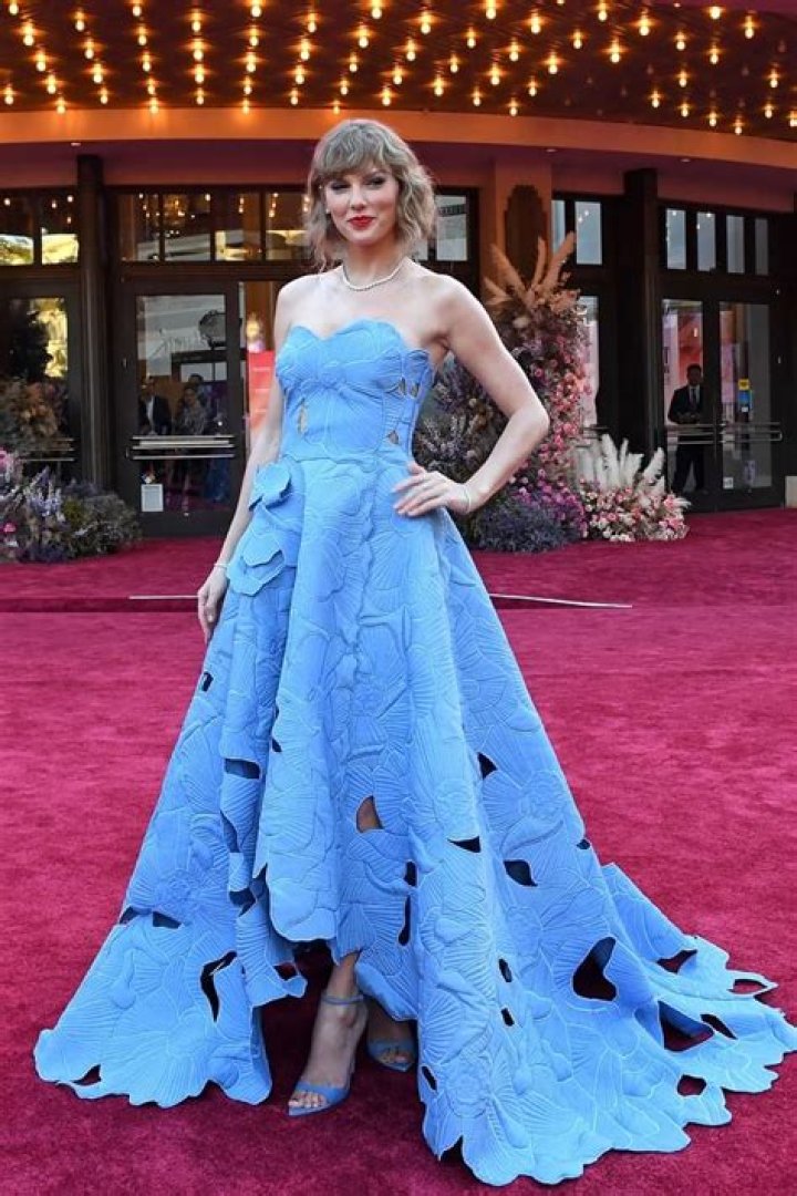 Taylor Swift Wore a Blue Romper to the VMAs AfterParty Who What Wear