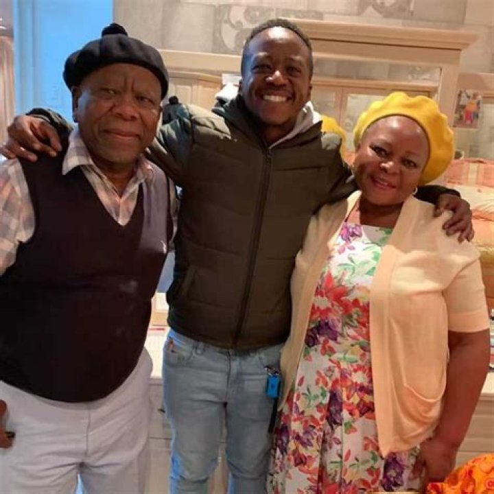 Thabo Mabogwane aka Smol bio, family, love life, P.O.B, profile, facts