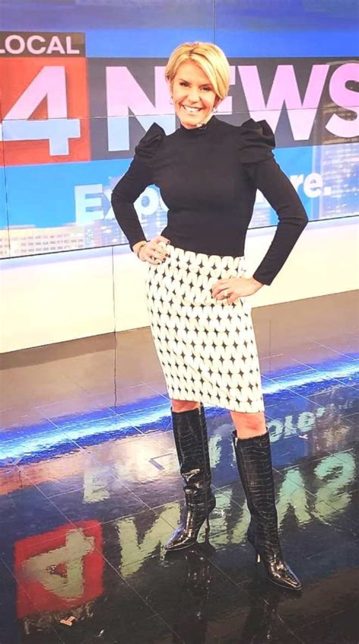 THE APPRECIATION OF NEWSWOMEN WEARING BOOTS BLOG DANIELLE WOODS LOOKS