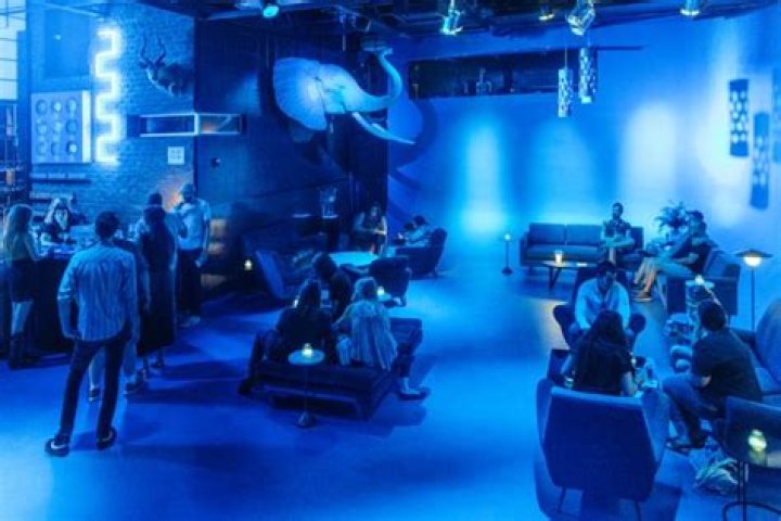 The Blue Room, Nashville, TN Booking Information & Music Venue Reviews