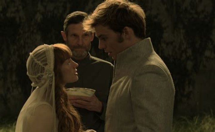 The Hunger Games France Sam Claflin tweete à propos de son casting