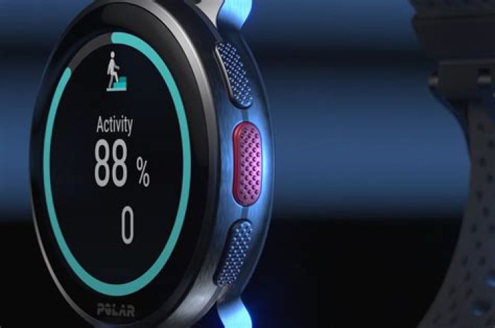 The Polar Vantage V3 smartwatch combines Nordic functionality, size