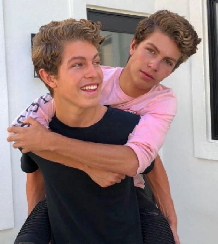The Truth About Ben Azelart Age, Girlfriend, Net Worth, Parents