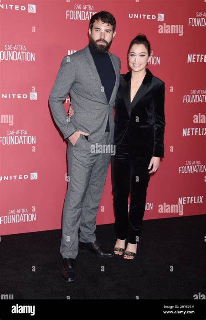 Tom Cullen and Tatiana Maslany at the 2015 Screen Actors Guild Awards