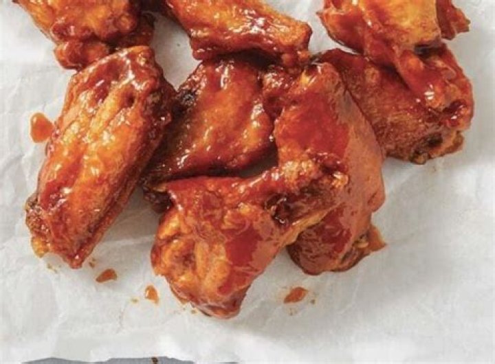 Traditional Wings Pizza Hut bunnytrend