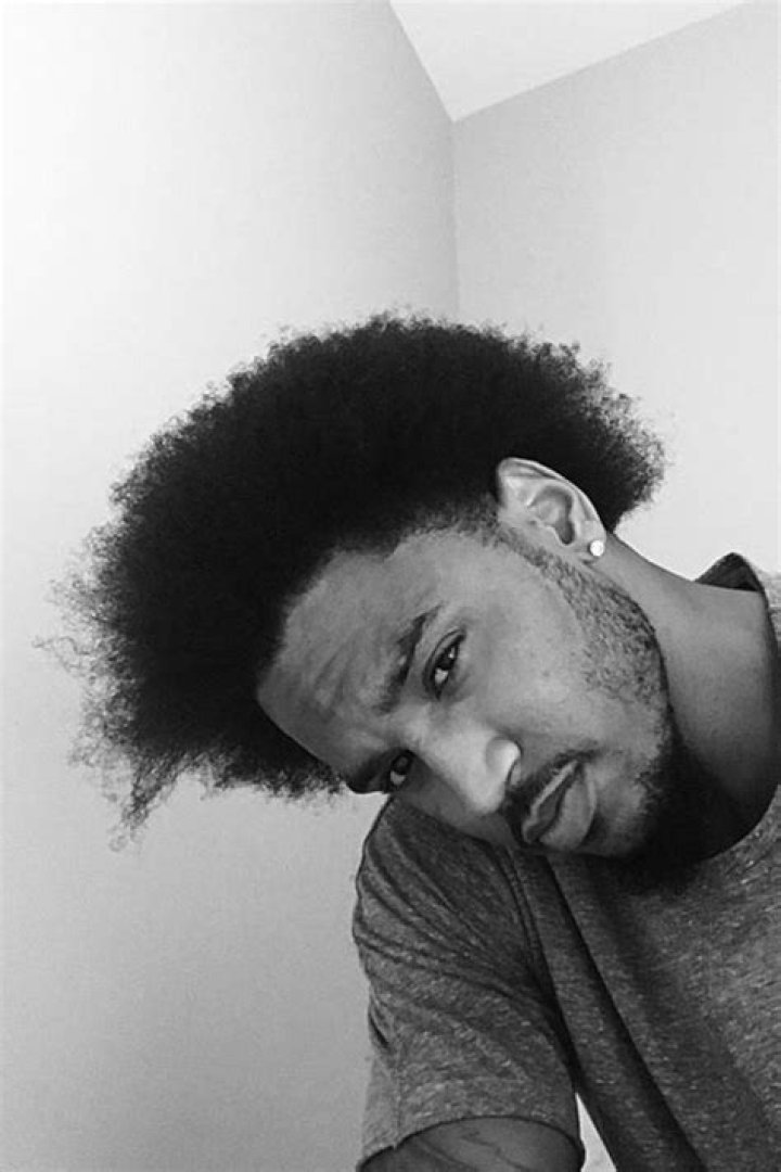 Trey Songz ‘Chapter V’ Features Brother’s Production, Relationship