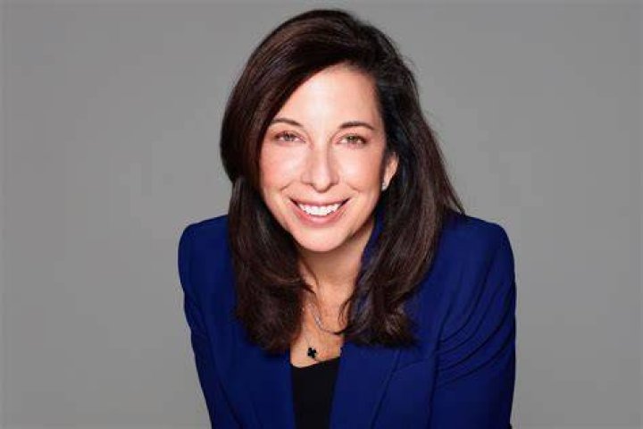 Truncale LinkedIn Know Her Age, Appointment At EY & Exclusive