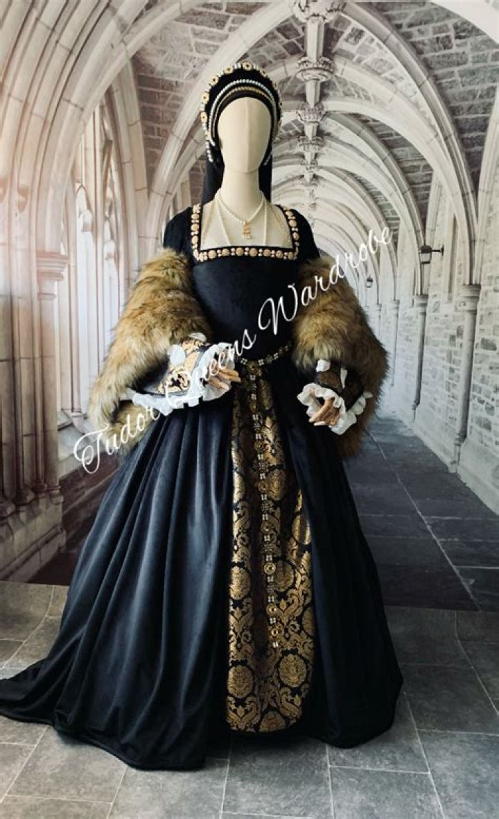 Tudor Costume Anne boleyn, Tudor costumes, A royal affair