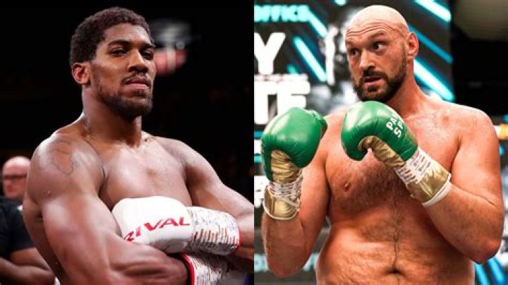 Tyson Fury's wife Paris pregnant as couple set to sixth child