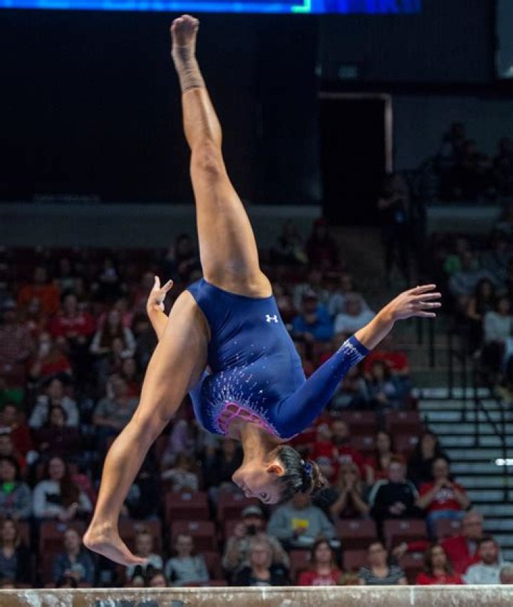 UCLA gymnastics holds off Utah for second straight Pac12 championship