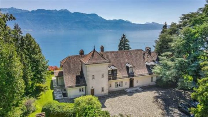 Uncover The Enchanting World Of Lake Zurich, Switzerland Real Estate