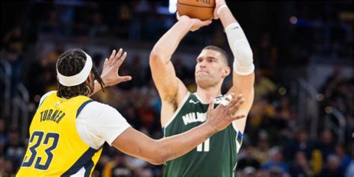 Unwanted in L.A., Brook Lopez Became Milwaukee&rsquo;s &lsquo;Splash Mountain