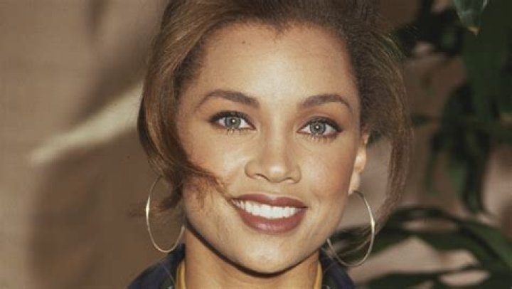 Vanessa Williams' Daughter Jillian Hervey Shows Curves & Fit Legs in