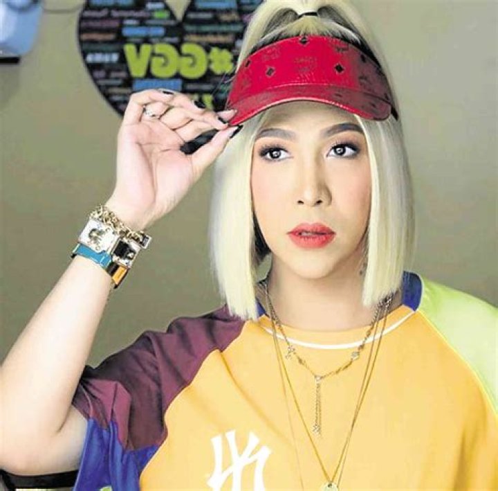 Vice Ganda shares with Edward Barber how he battled depression