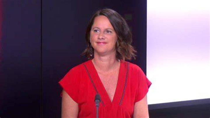 VOICI T&eacute;l&eacute;matin qui est Johanna Ghiglia, la nouvelle pr&eacute;sentatrice
