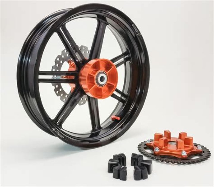 Warp 9 Racing Tubeless Wheels for Supermoto