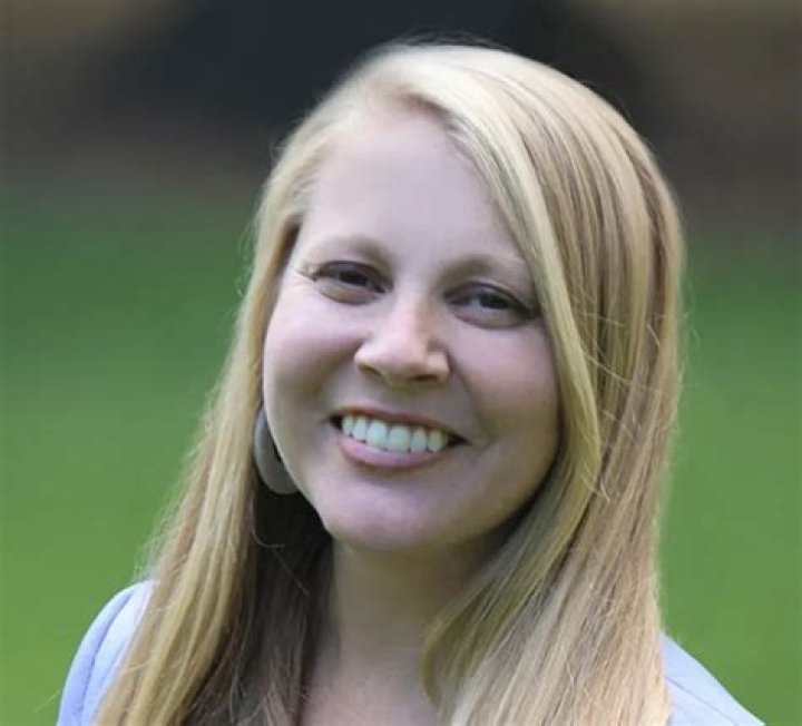 Web sleuth Ashley Guillard DOUBLES DOWN on accusations against prof