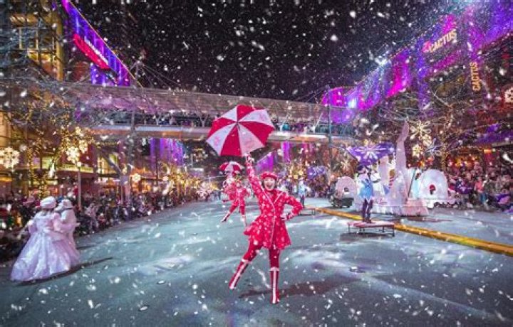 Where to See the Best Home Light Shows in the Denver Area Light show