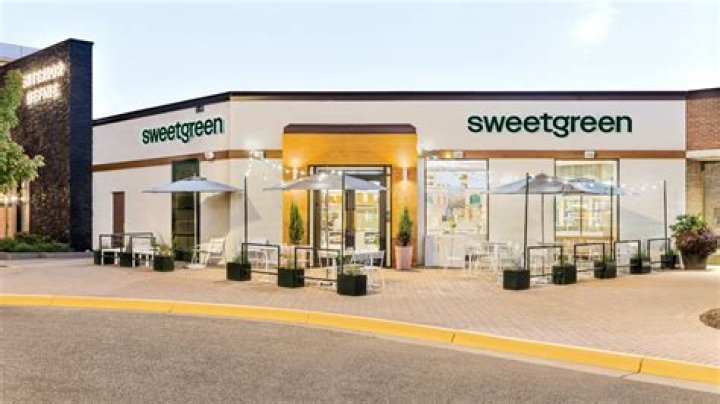 Why Sweetgreen removed two of the country&rsquo;s most popular foods from its
